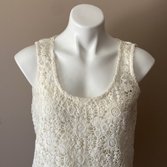 Lauren Ralph Lauren Women’s Boho Floral Beige Lace 100% Cotton Tank Top Size 10 - Picture 4 of 6